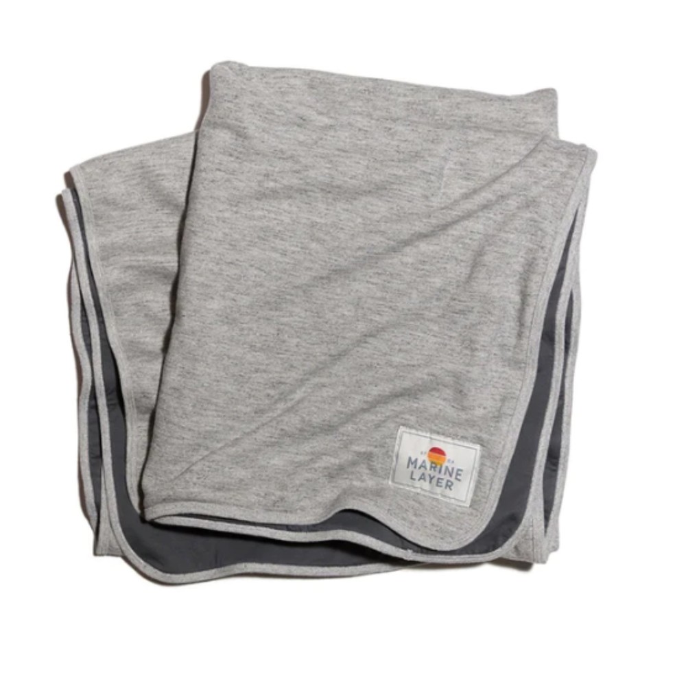 Marine Layer Signature Lined Blanket in Heather Grey/Asphalt Grey